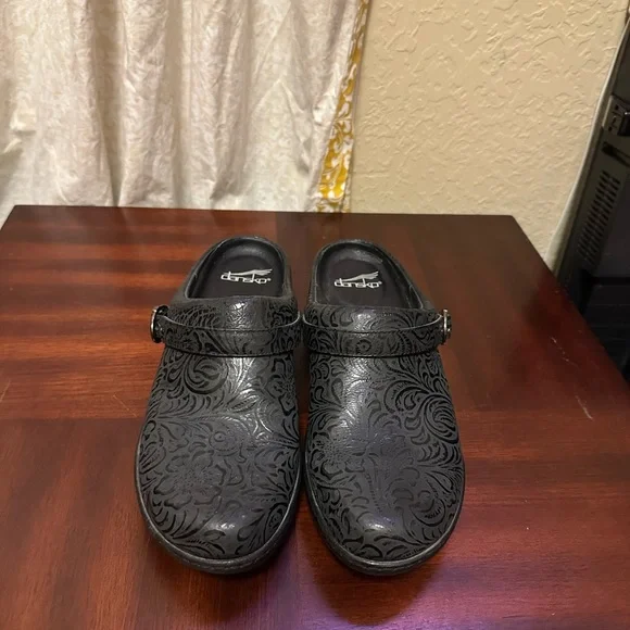 DANSKO XP Women's Black Leather Tooled Clogs Shoes Size EU 39/US 9 - Picture 4 of 6